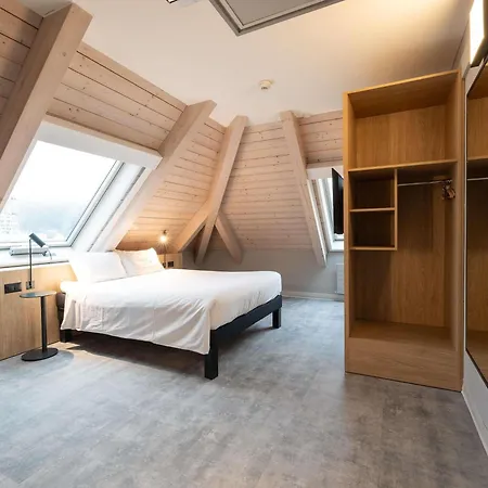 Ibis Chur-2